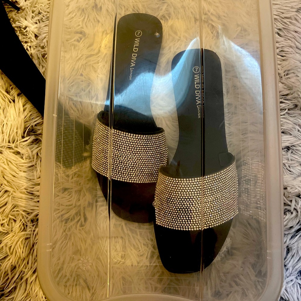 Diamond slide on’s